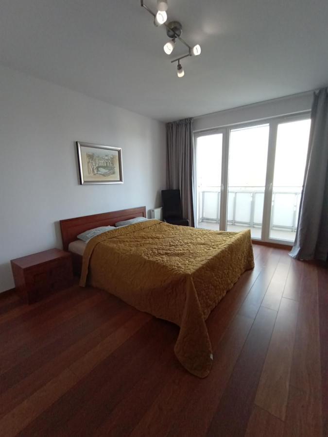 Private Apartment City Of Poznan - Free Parking Экстерьер фото